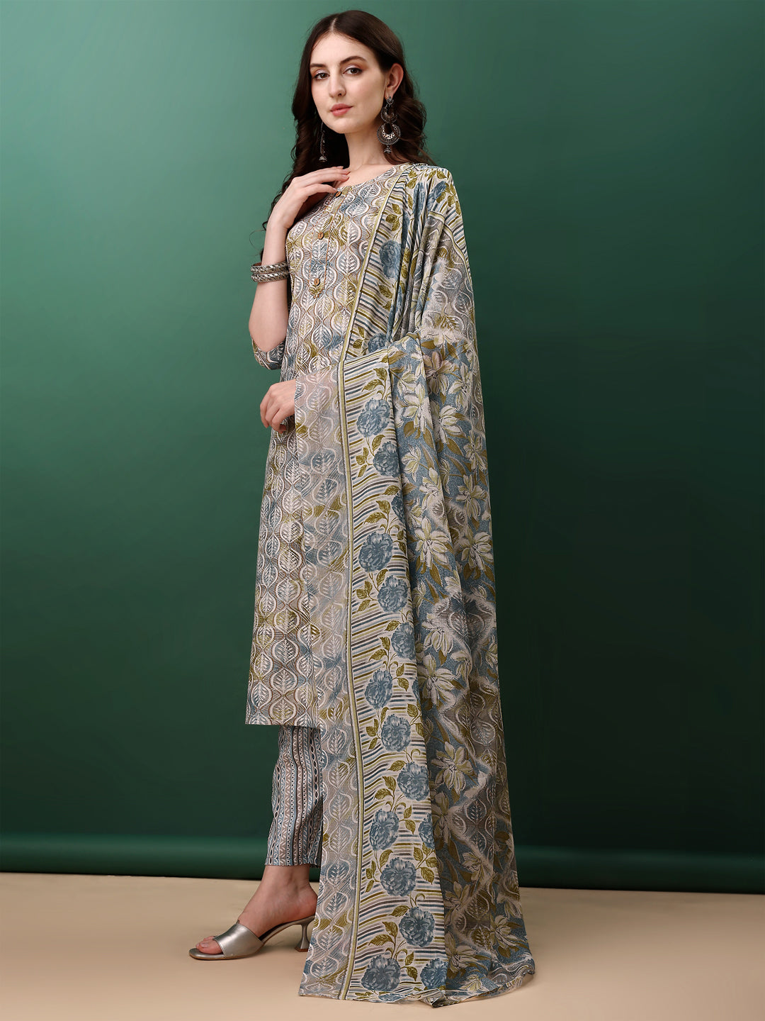 Floral Printed Kurta with pant & dupatta