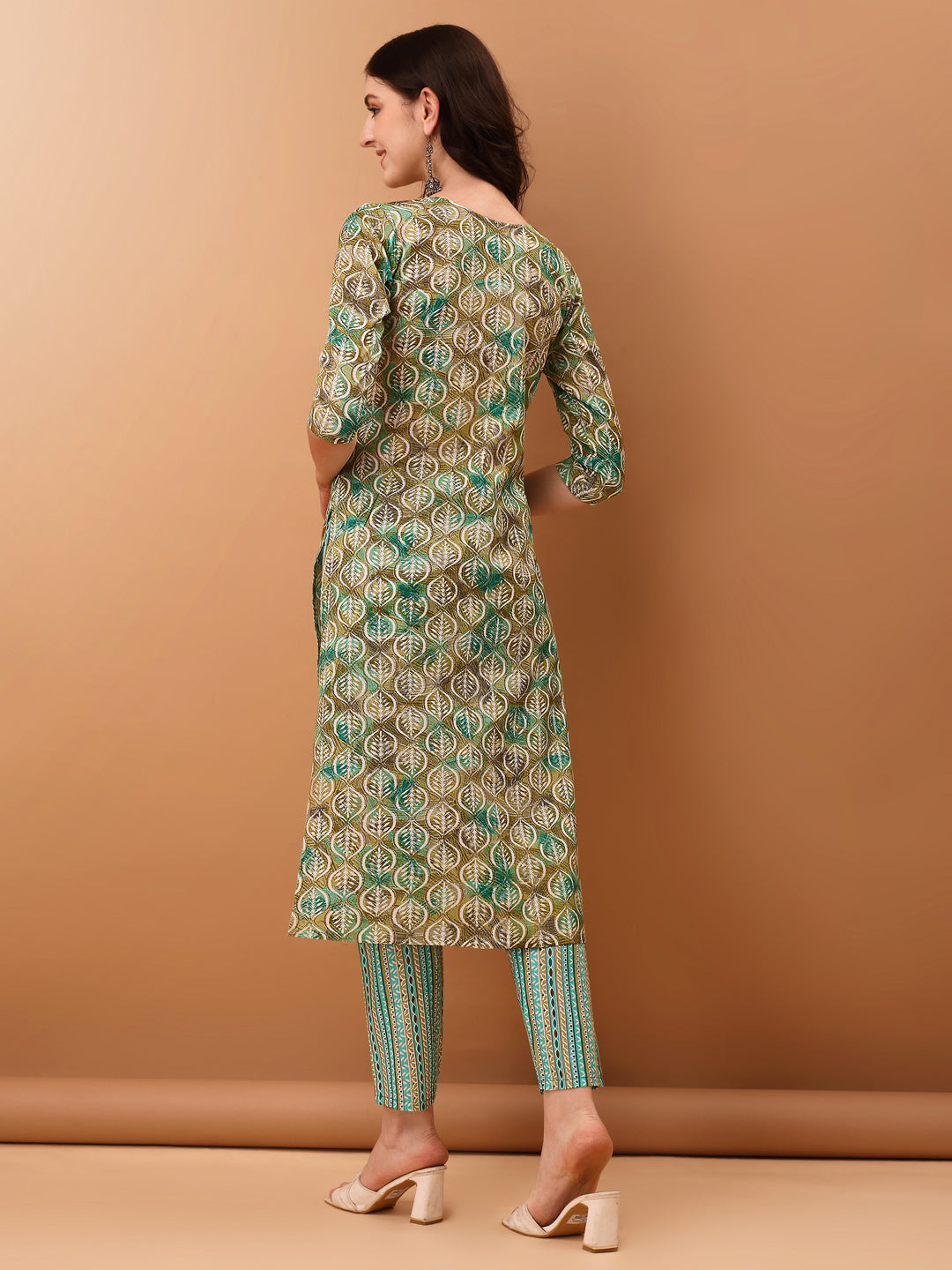 Floral Printed Kurta with pant & dupatta