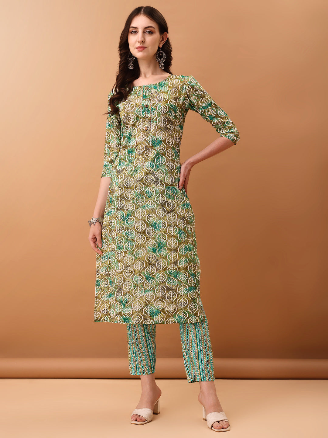 Floral Printed Kurta with pant & dupatta