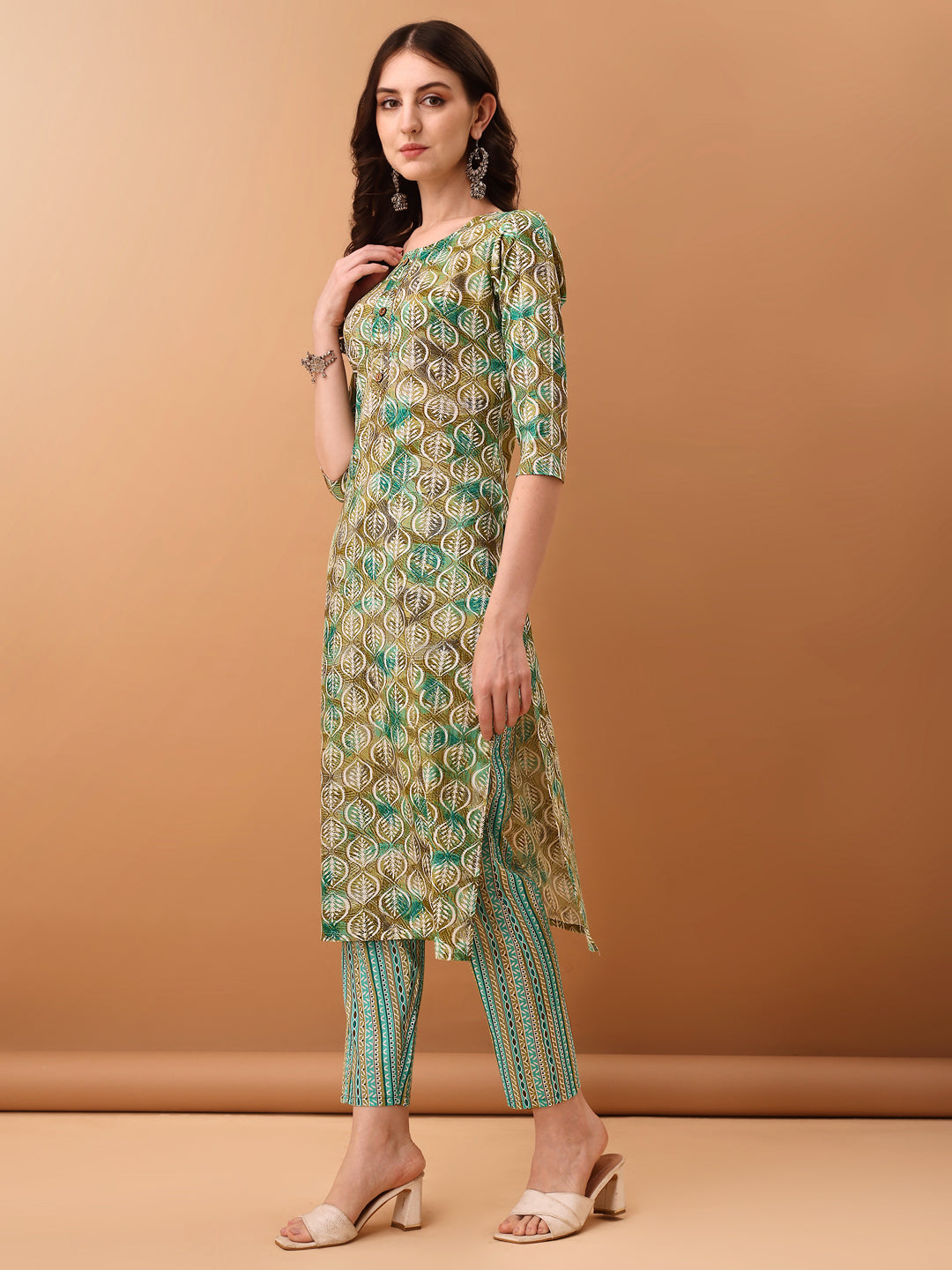 Floral Printed Kurta with pant & dupatta