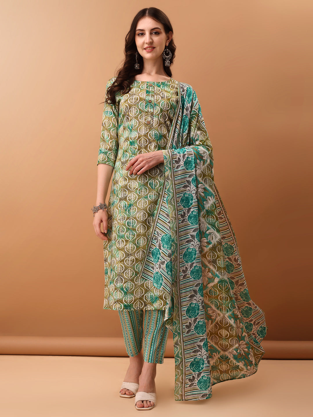 Floral Printed Kurta with pant & dupatta