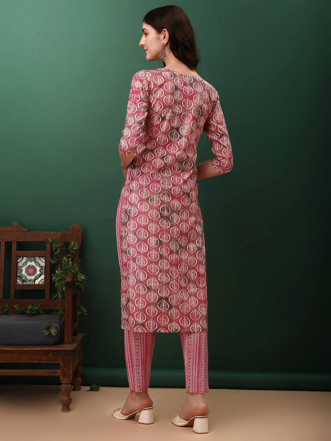 Floral Printed Kurta with pant & dupatta