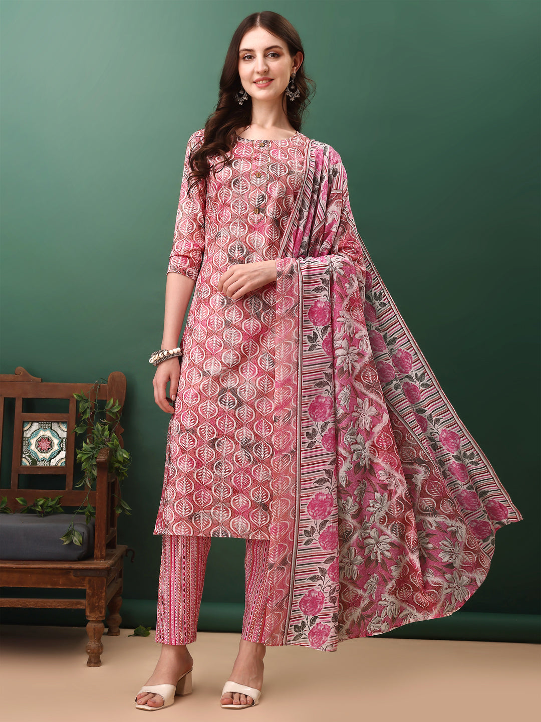 Floral Printed Kurta with pant & dupatta