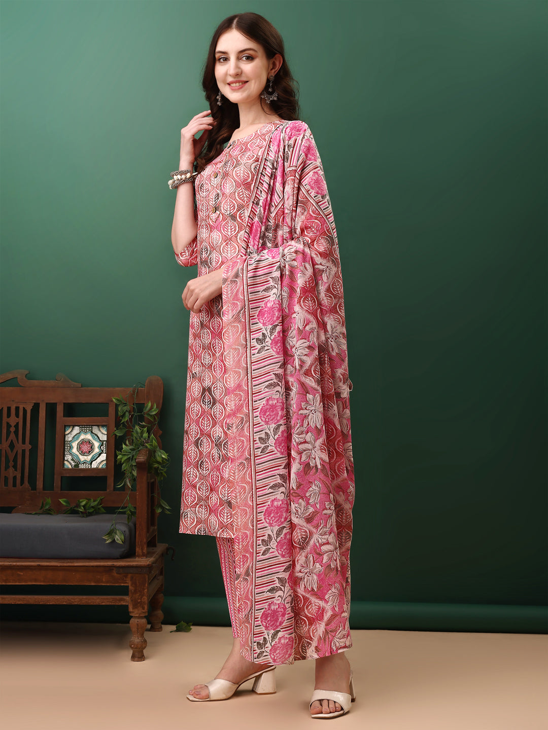 Floral Printed Kurta with pant & dupatta