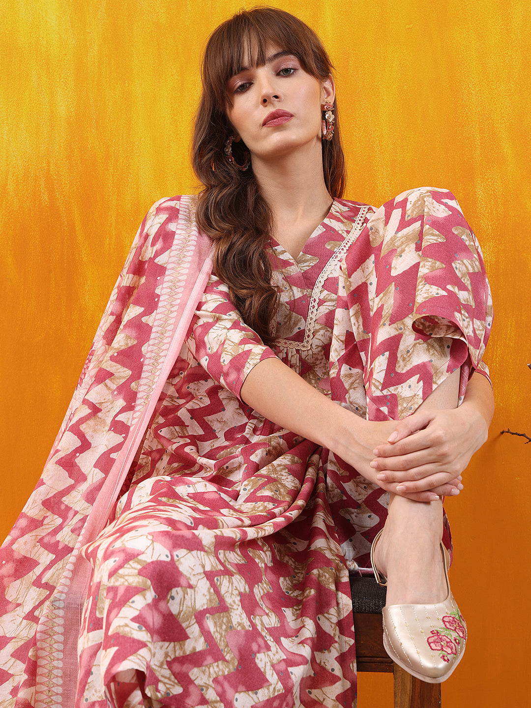 Chevron Printed Kurta with Palazzo Pant & Dupatta