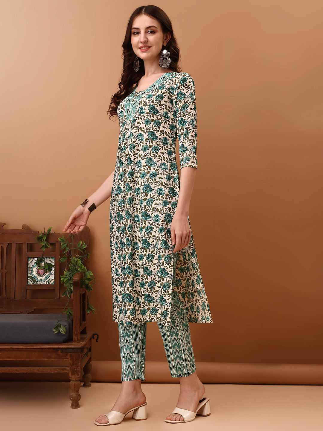 Floral Printed Kurta with Pant & dupatta