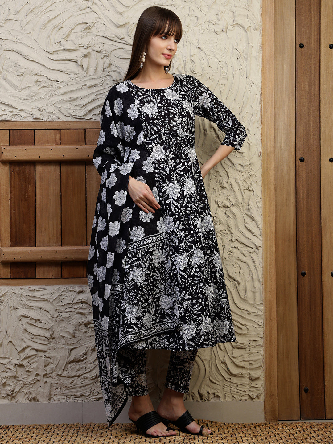 Floral Printed Flared Kurta with pant & Dupatta