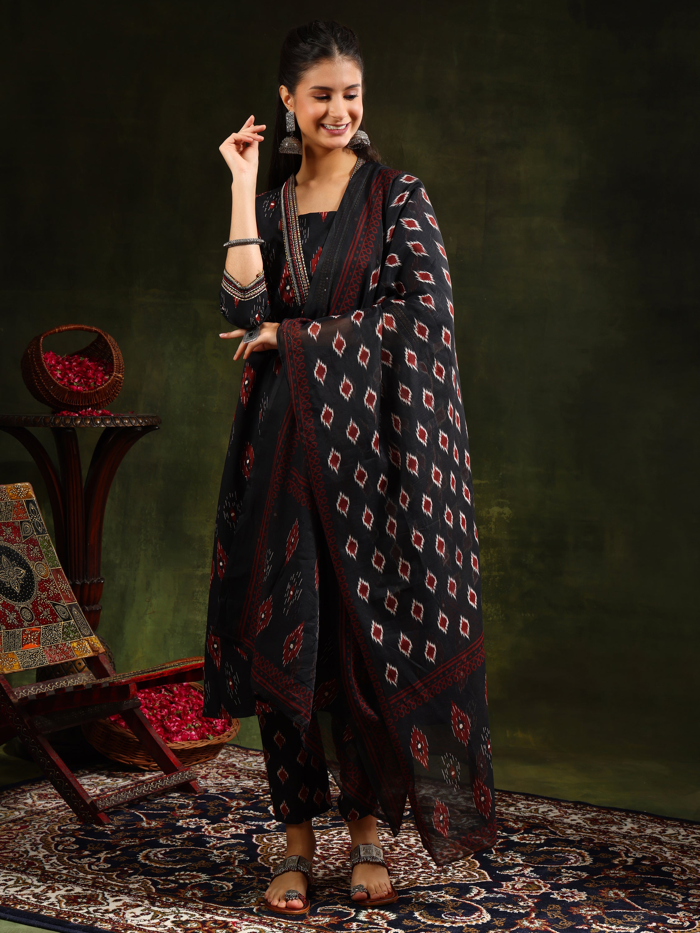 Ethnic Motifs Printed Aline Kurta with pant & Dupatta