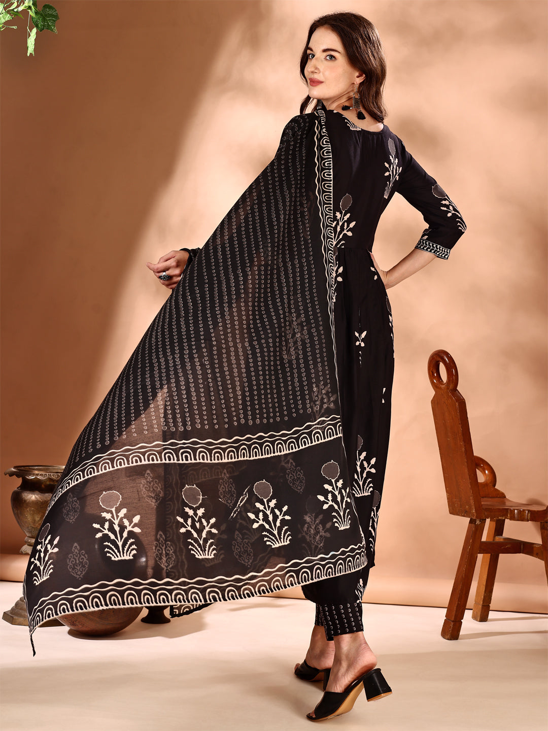 Embroidered & Ethnic Motifs Printed Flared Kurta with Pant & Dupatta