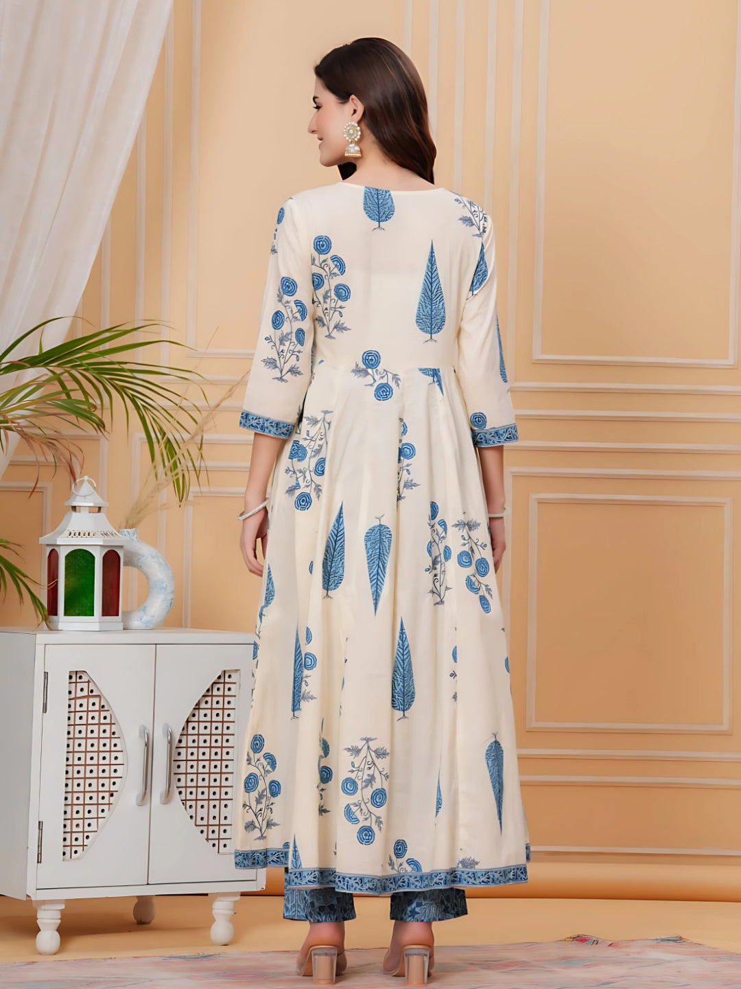 Ethnic Motifs Printed Anarkali Kurta with Pant & Dupatta