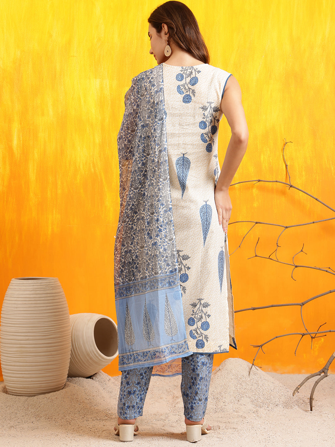 Ethnic Motifs Printed Kurta with Pant & Printed Dupatta