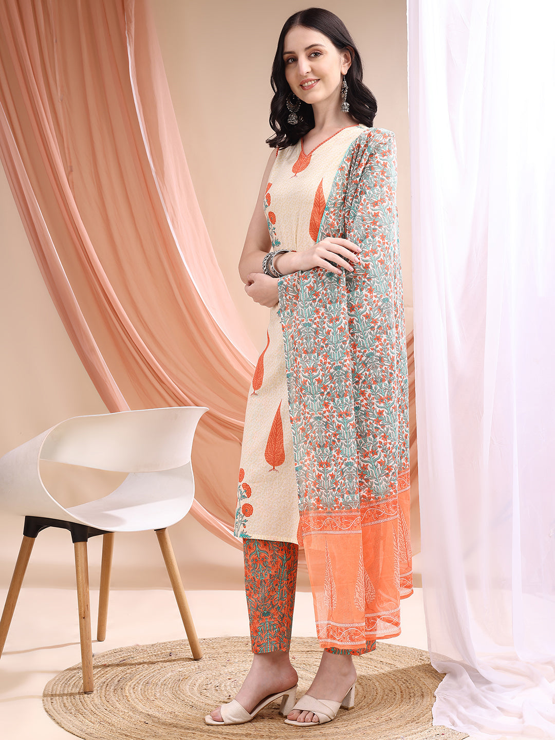 Ethnic Motifs Printed Kurta with Pant & Printed Dupatta