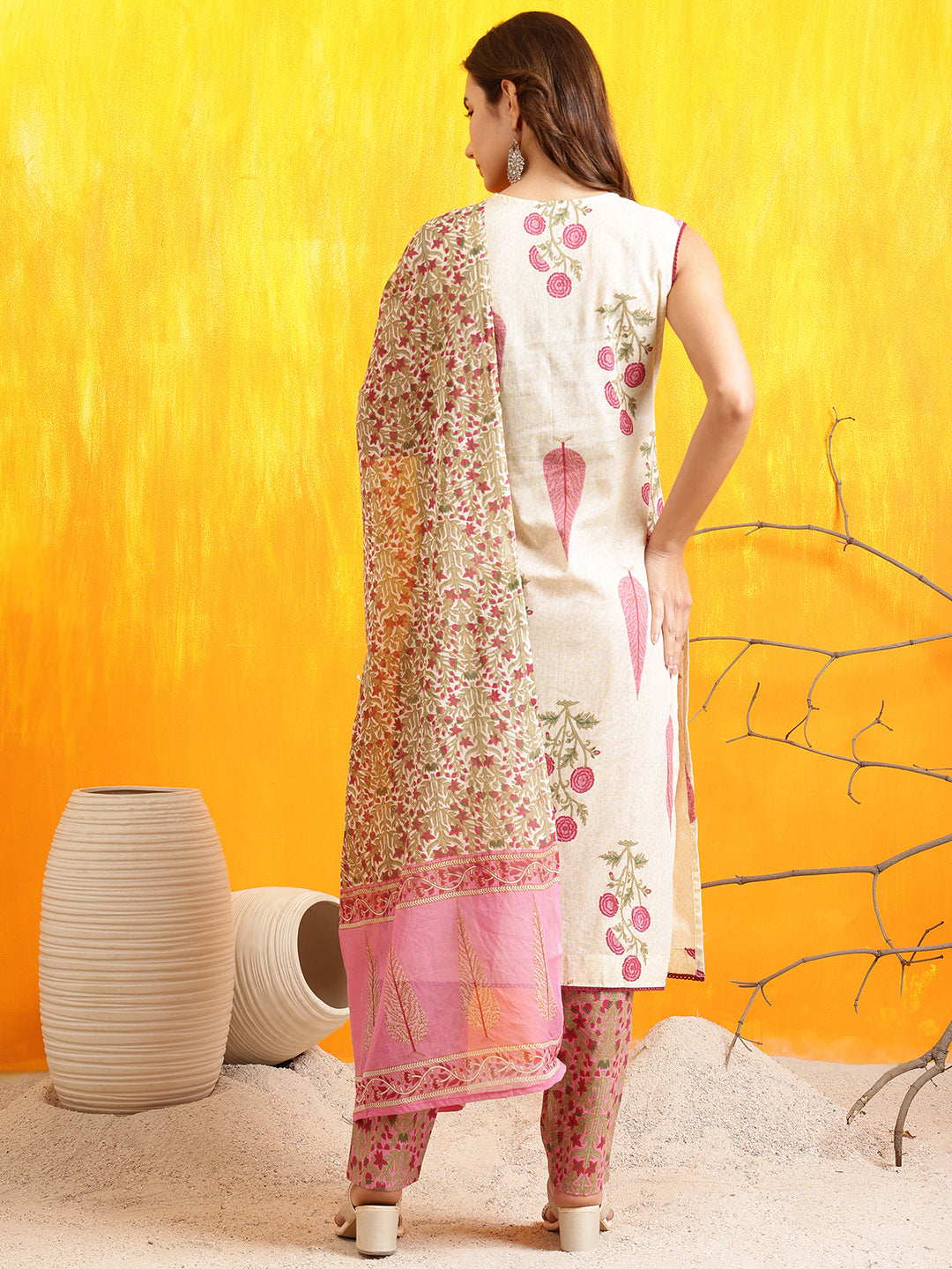 Ethnic Motifs Printed Kurta with Pant & Printed Dupatta