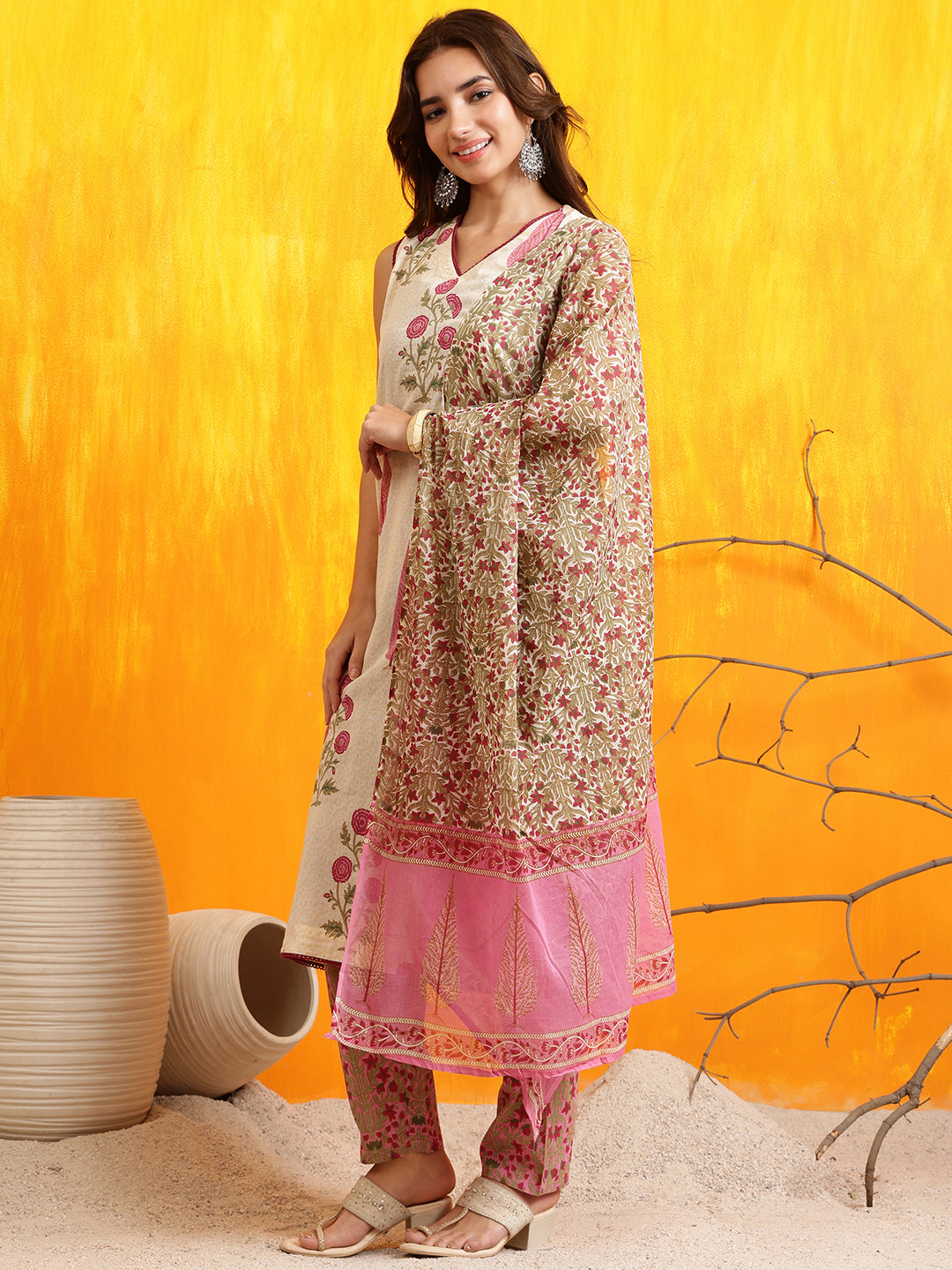 Ethnic Motifs Printed Kurta with Pant & Printed Dupatta
