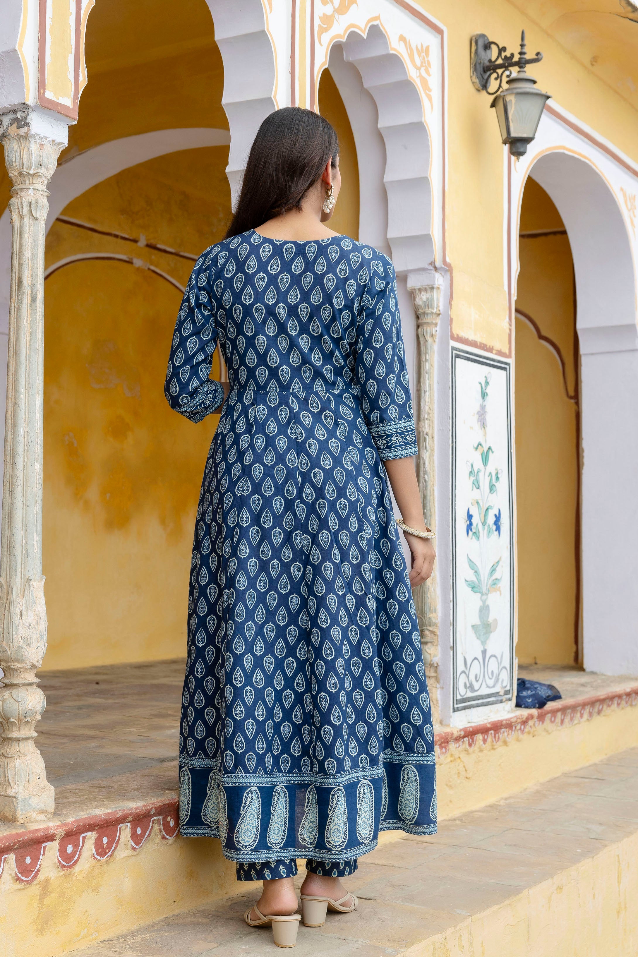 Ethnic Printed Anarkali Kurta with matching Pant & a flowy Dupatta
