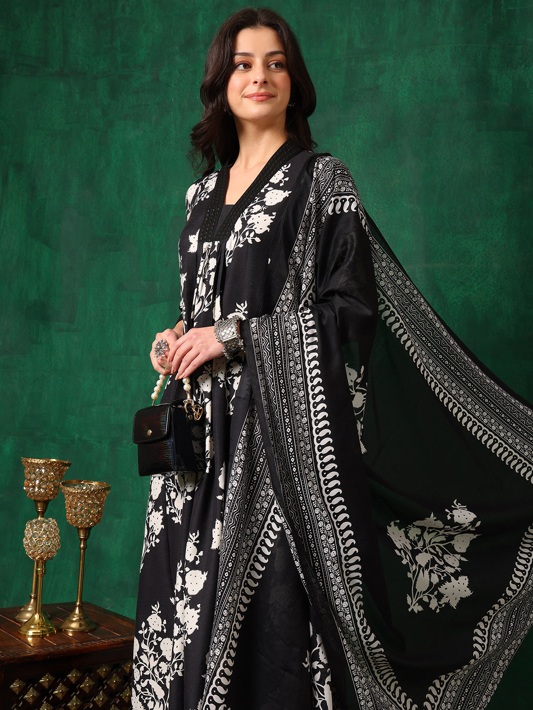 Embroidered & Printed Flared kurta with pant & Dupatta