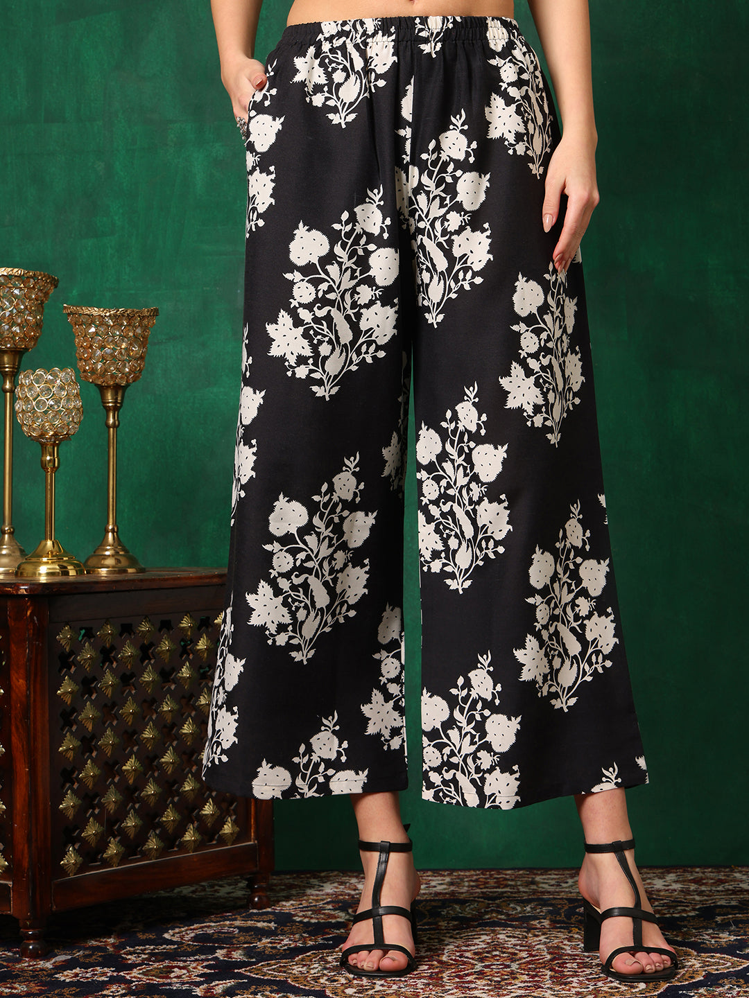 Embroidered & Printed Flared kurta with pant & Dupatta