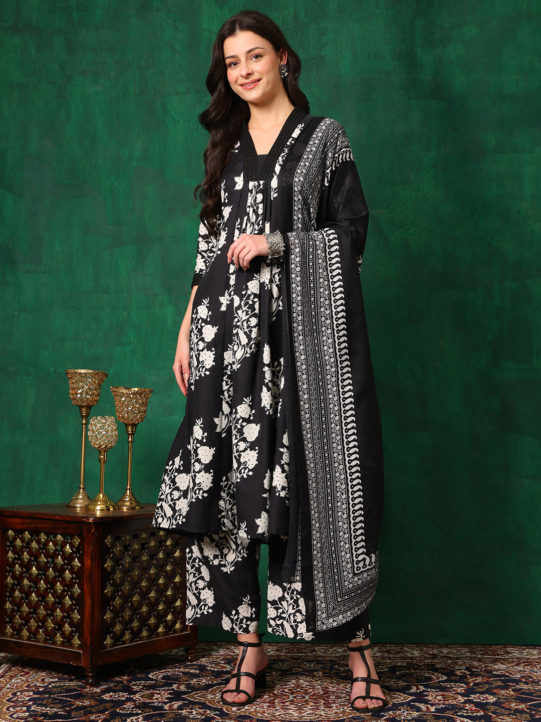 Embroidered & Printed Flared kurta with pant & Dupatta