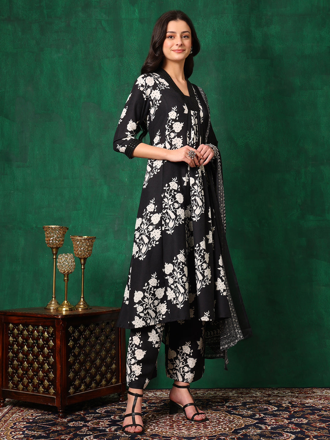 Embroidered & Printed Flared kurta with pant & Dupatta