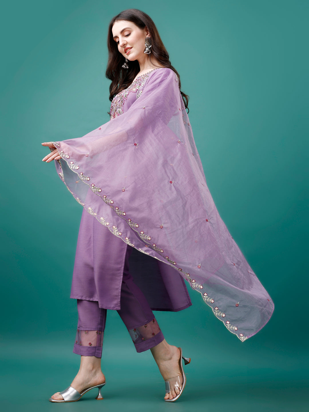 Embroidered Kurta with pant & Premium Embroidered Organza Dupatta