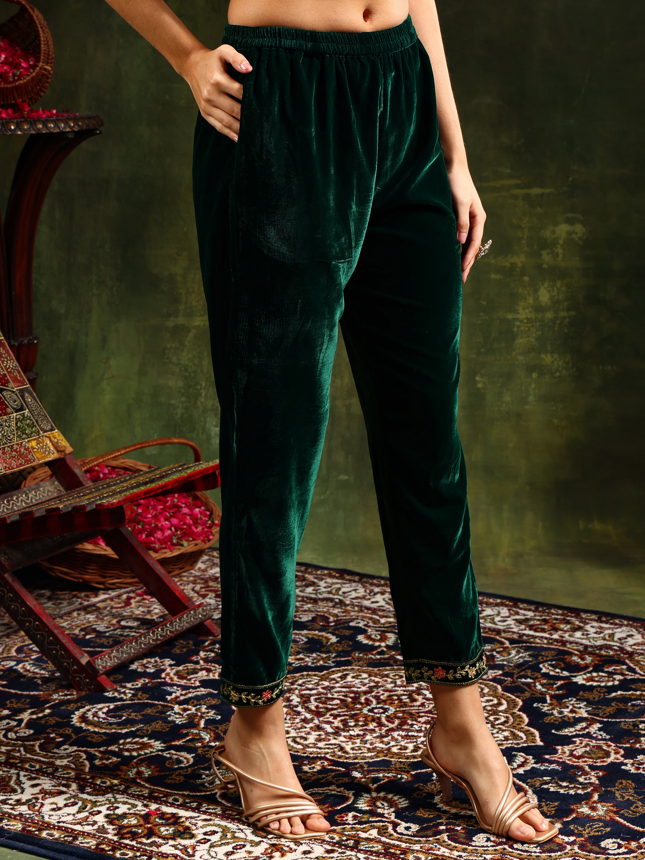 Embroidered Velvet Kurta With pant & Dupatta