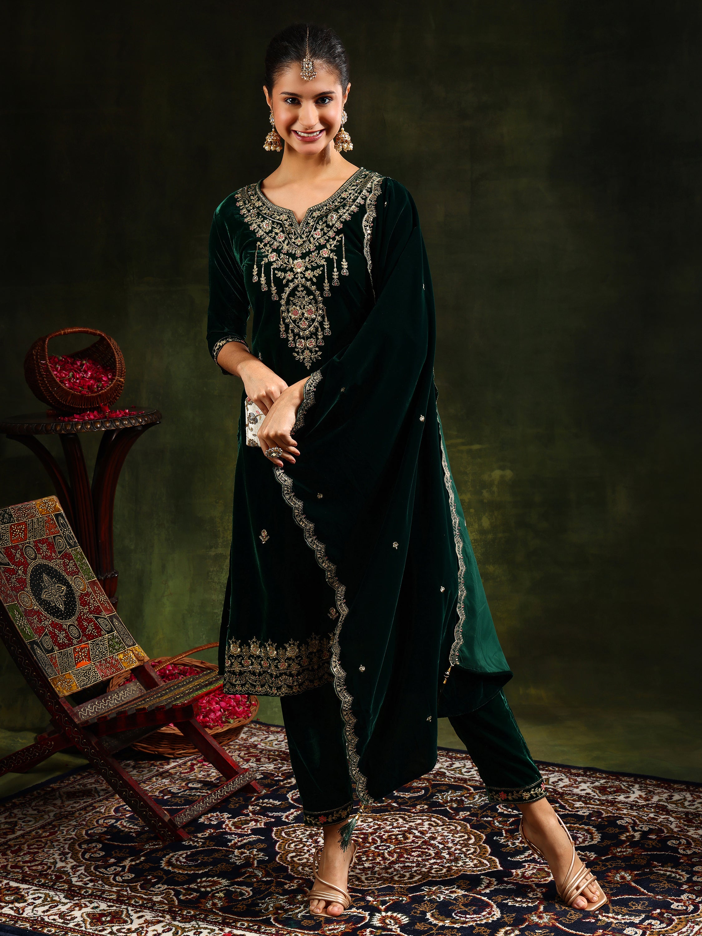 Embroidered Velvet Kurta With pant & Dupatta