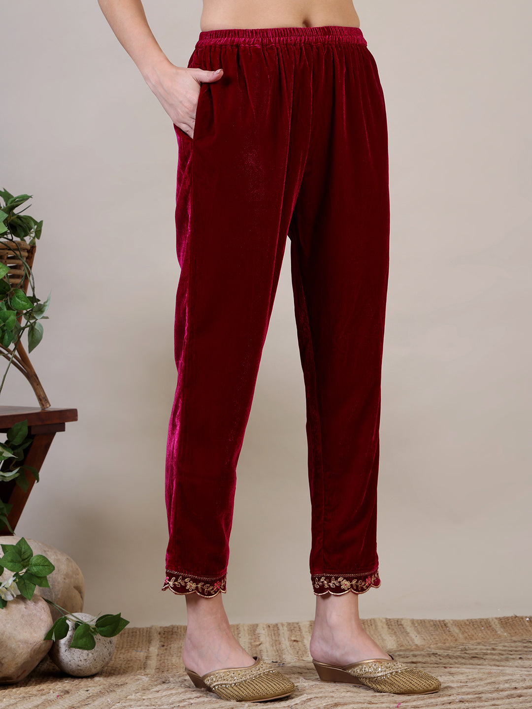 Embroidered Velvet Kurta With pant & Dupatta