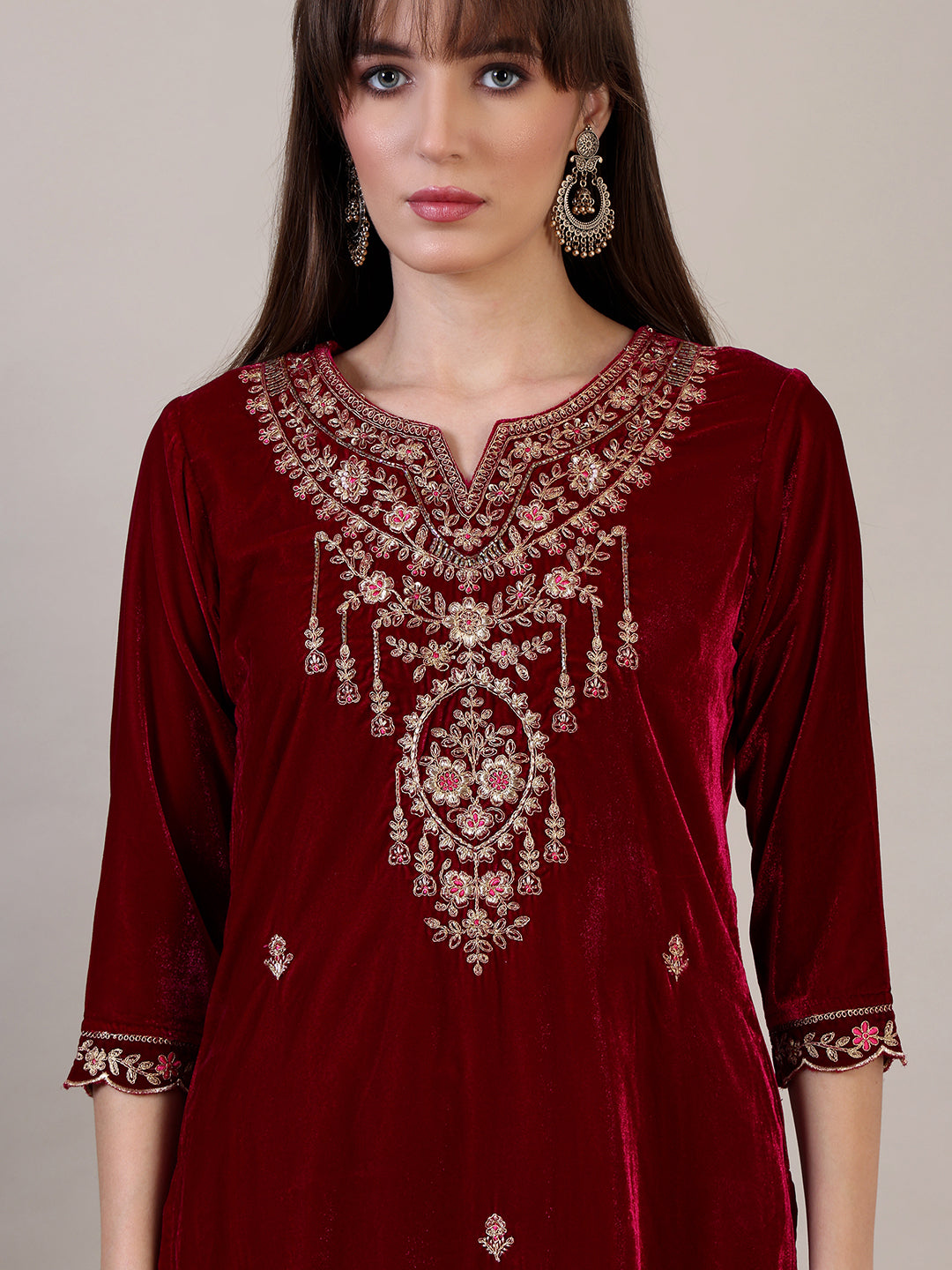 Embroidered Velvet Kurta With pant & Dupatta