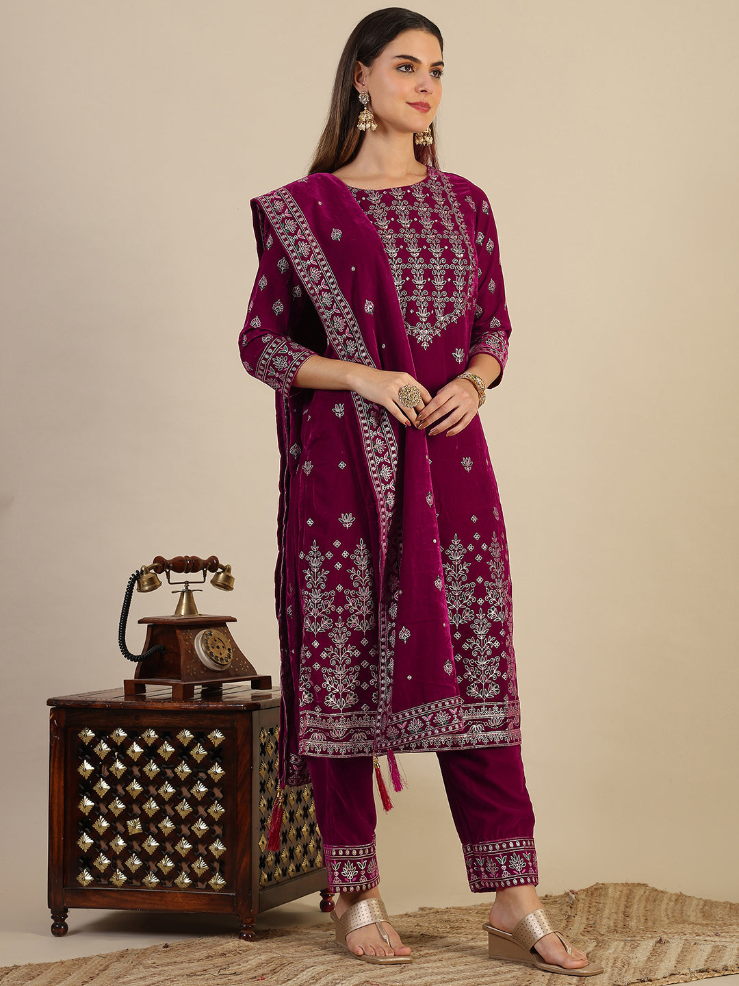 Hand & Foil Printed Velvet Kurta with pant & dupatta