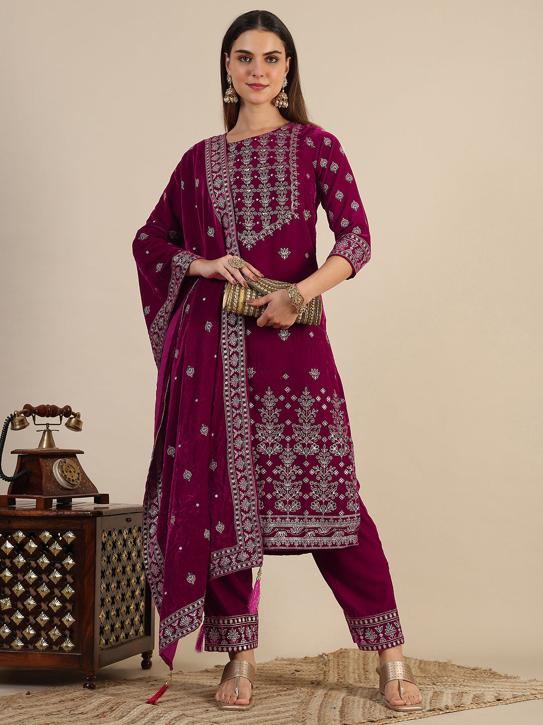 Hand & Foil Printed Velvet Kurta with pant & dupatta