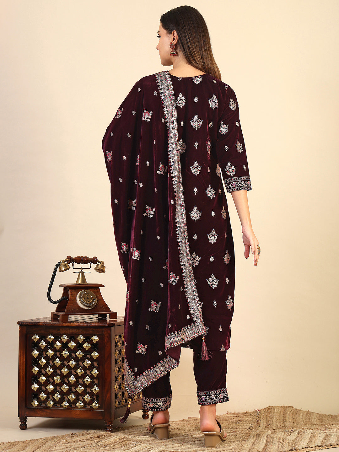 Hand & Foil Printed Velvet Kurta with pant & dupatta