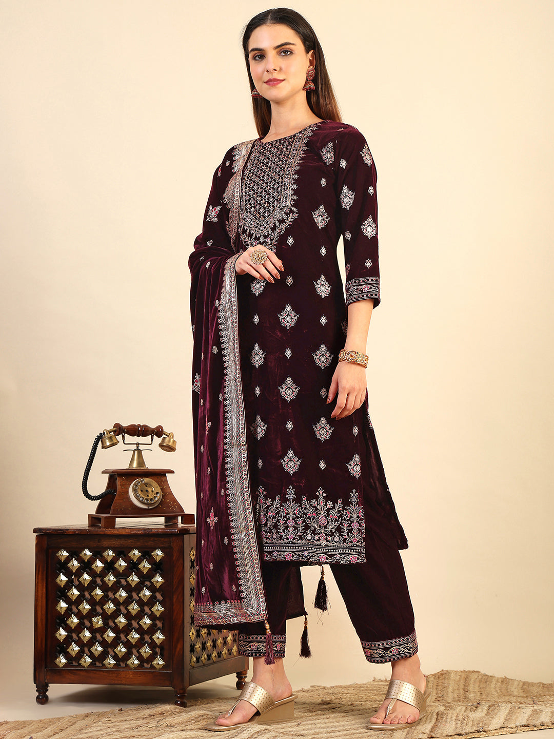 Hand & Foil Printed Velvet Kurta with pant & dupatta