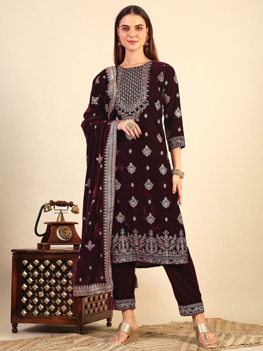 Hand & Foil Printed Velvet Kurta with pant & dupatta