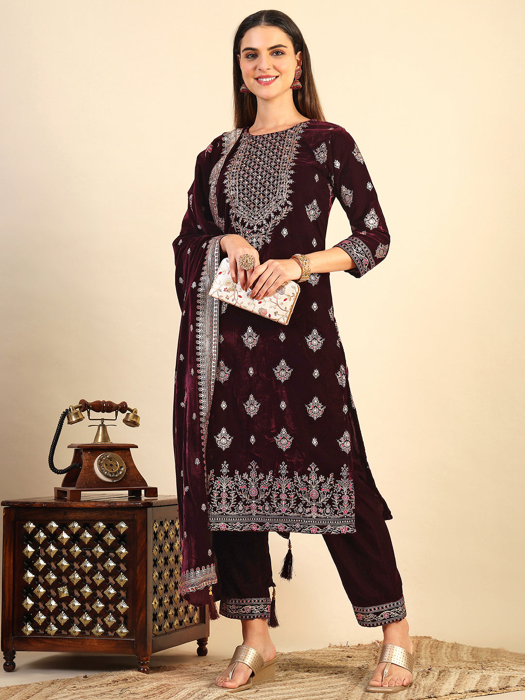 Hand & Foil Printed Velvet Kurta with pant & dupatta