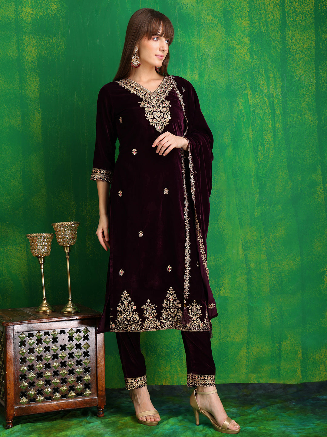 Velvet Embroidered Kurta with Pant & Embroidered Velvet Dupatta