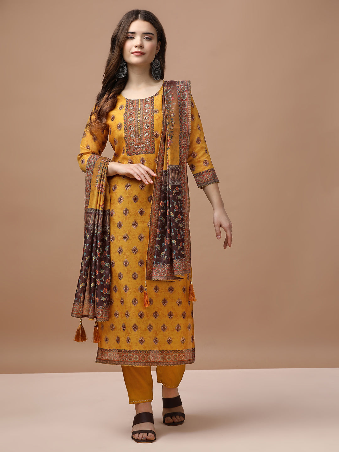 Embroidered & Ethnic motifs printed kurta with pant & dupatta