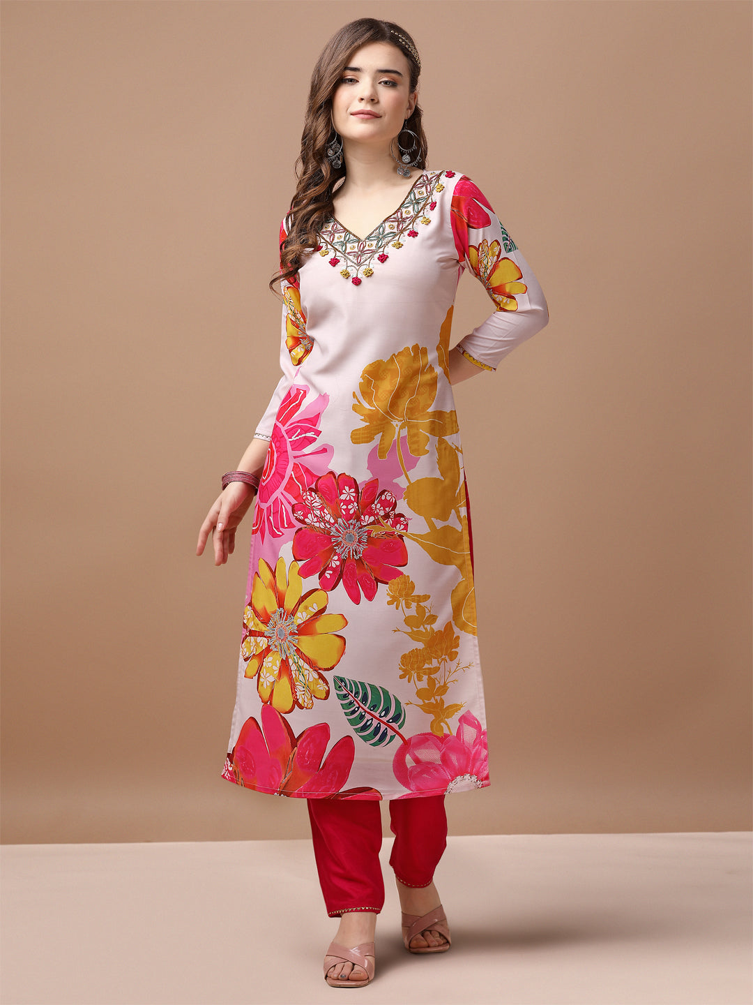 Hand embroidered Floral printed Muslin Kurta pant & dupatta