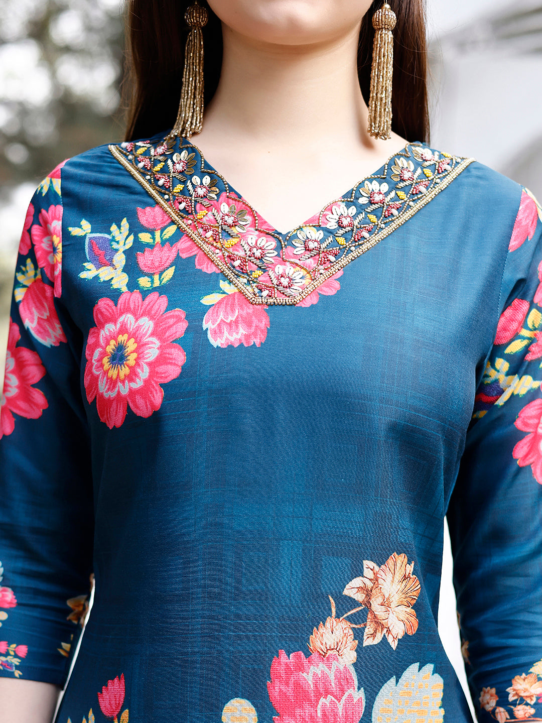 Hand embroidered Floral printed Muslin Kurta with pant & dupatta