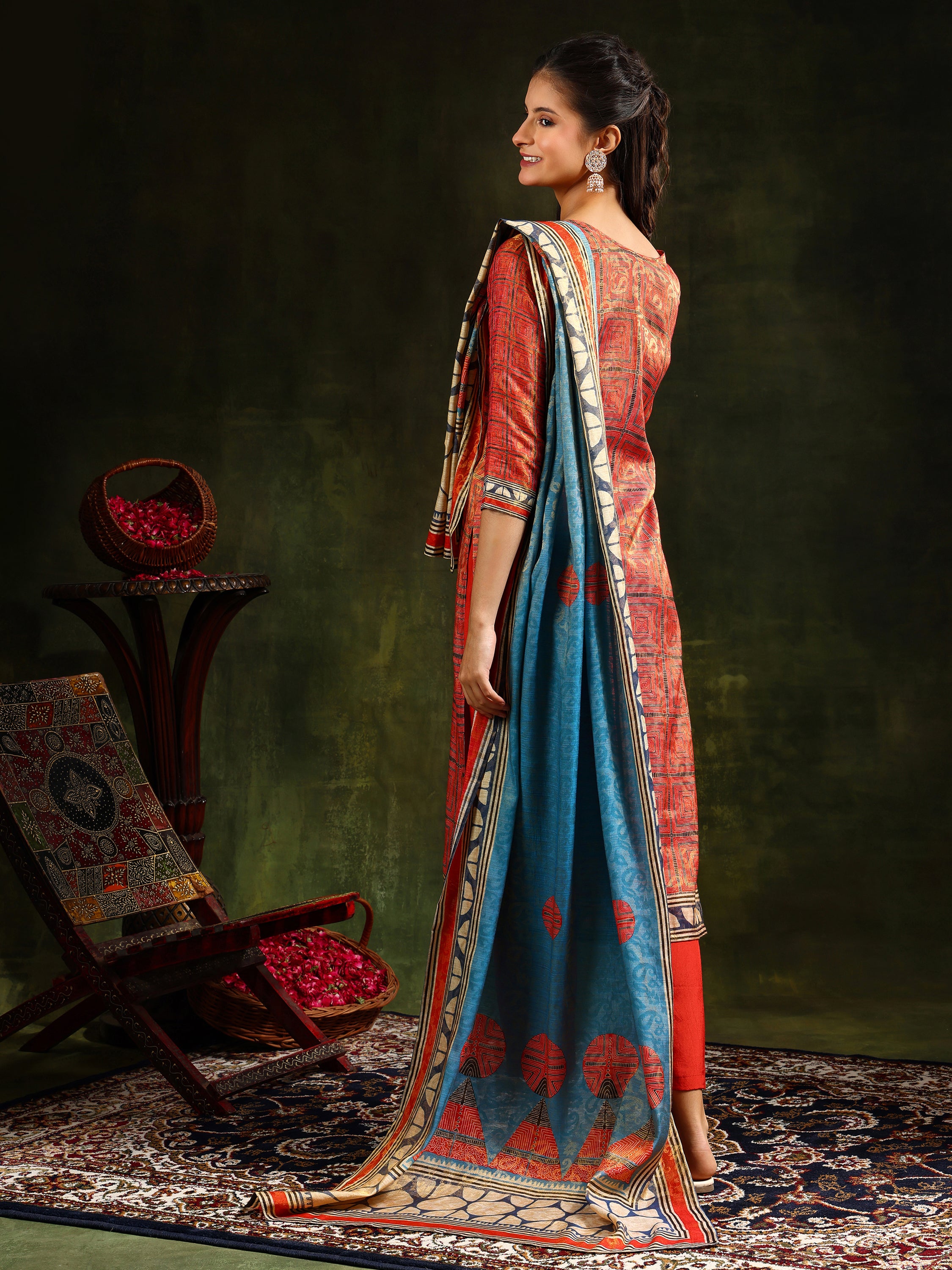 Hand embroidered & Pure Silk Jacquard kurta with Pant & pure Silk Dupatta