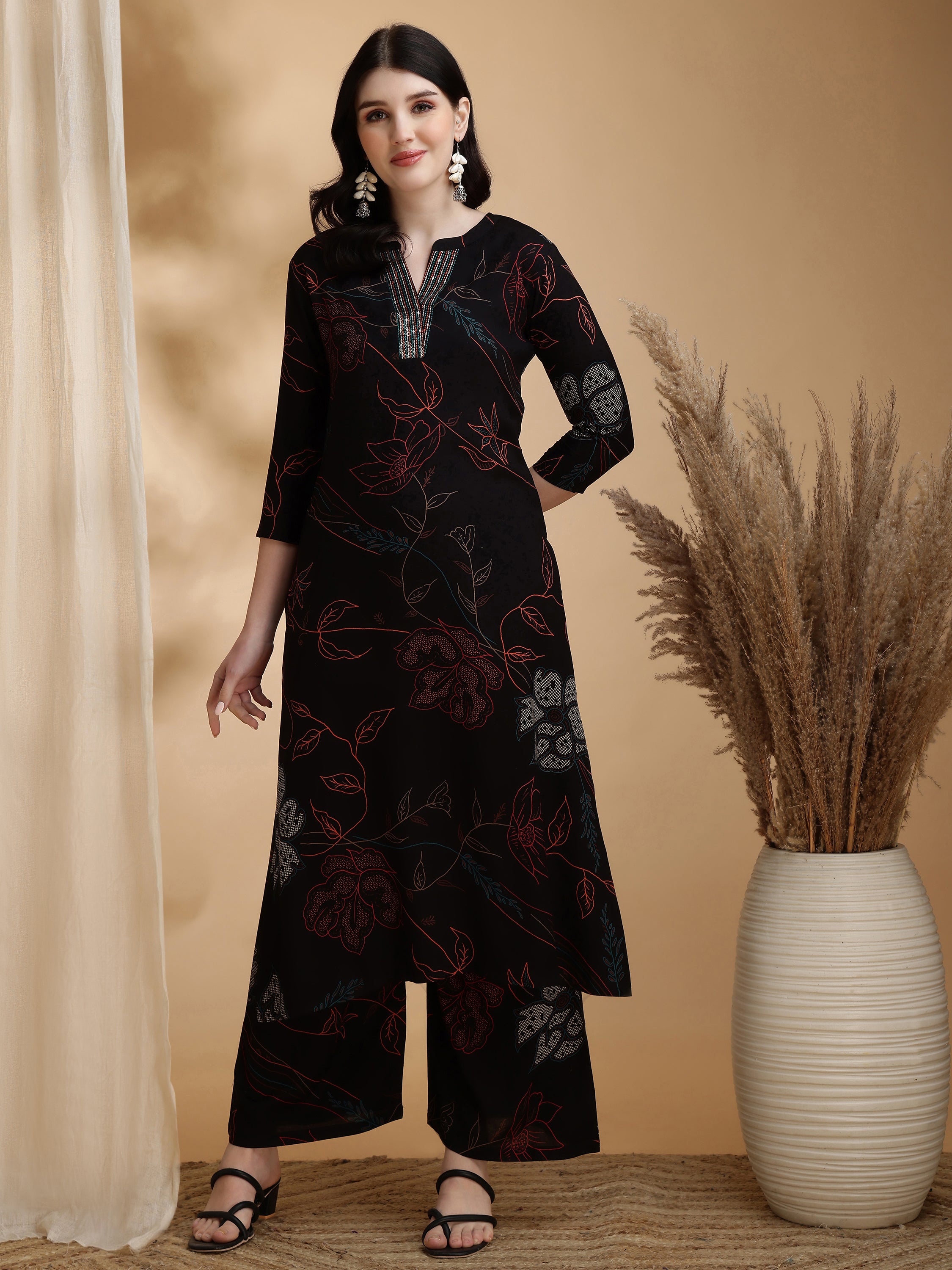 Floral Printed Kurta Pallazo Set