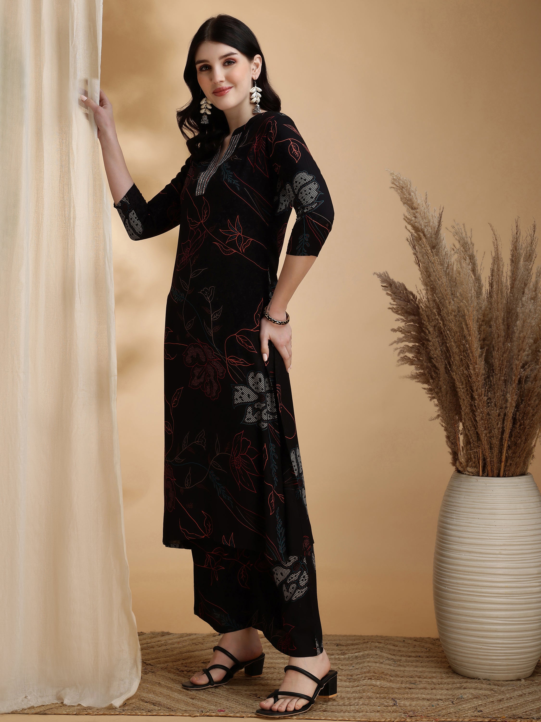 Floral Printed Kurta Pallazo Set