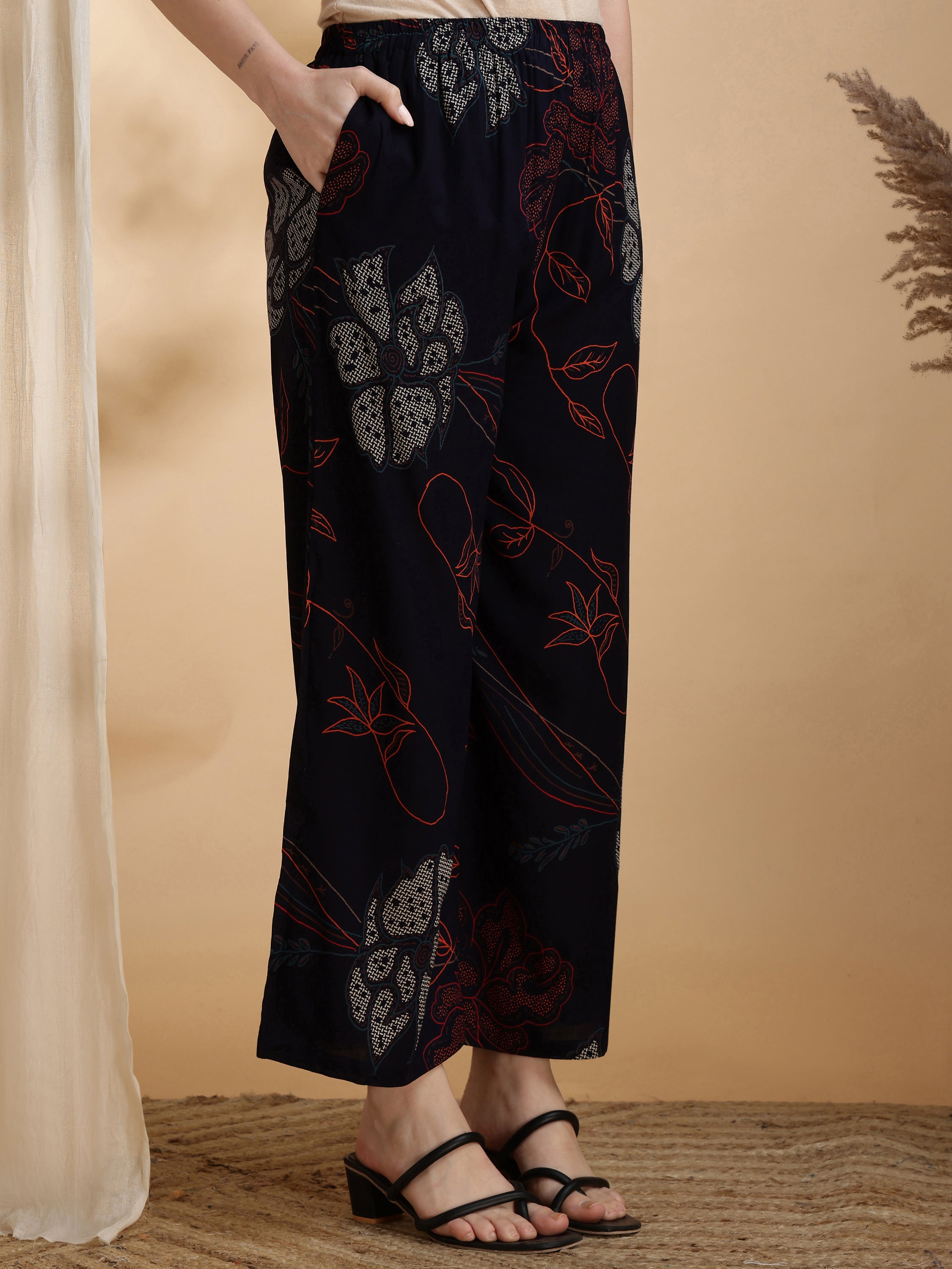 Floral Printed Kurta Pallazo Set