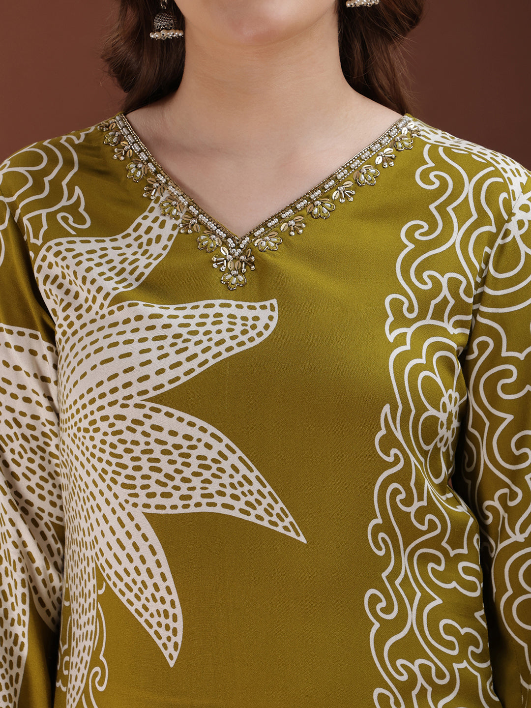 Hand embroidered with Floral & leaf Printed Kurta and Palazzo