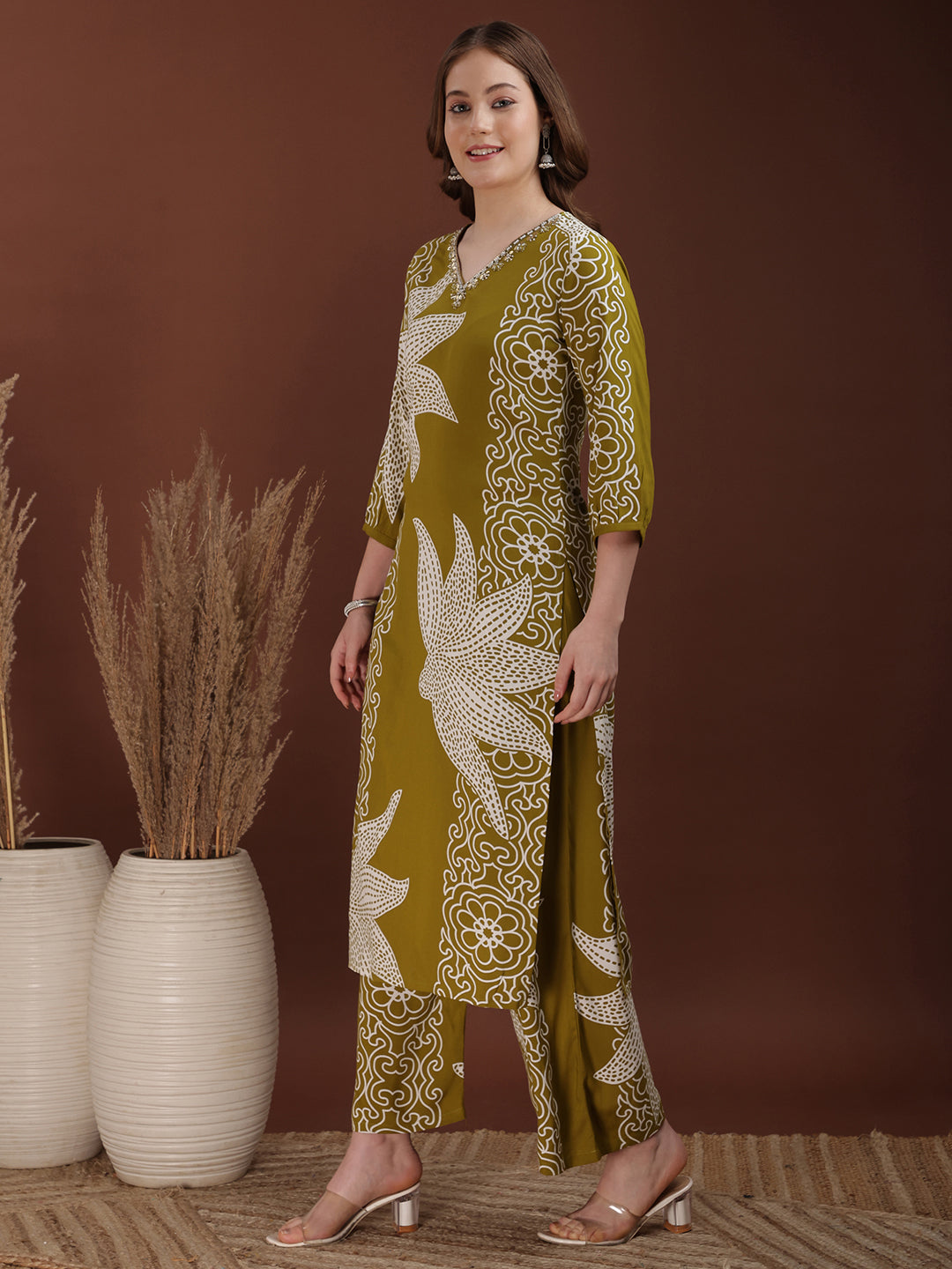 Hand embroidered with Floral & leaf Printed Kurta and Palazzo