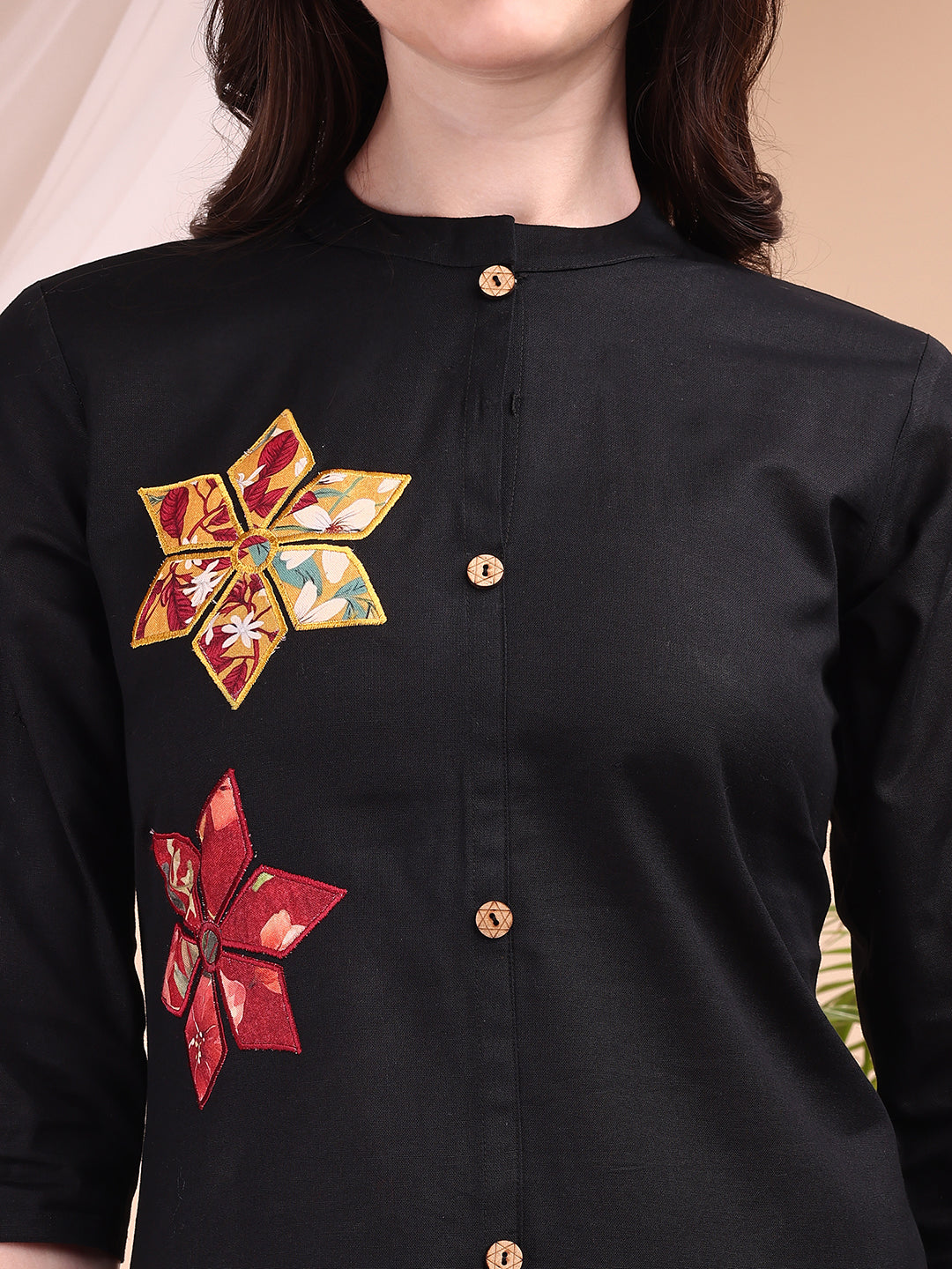 Placement floral front buttoned Kurta with Pant