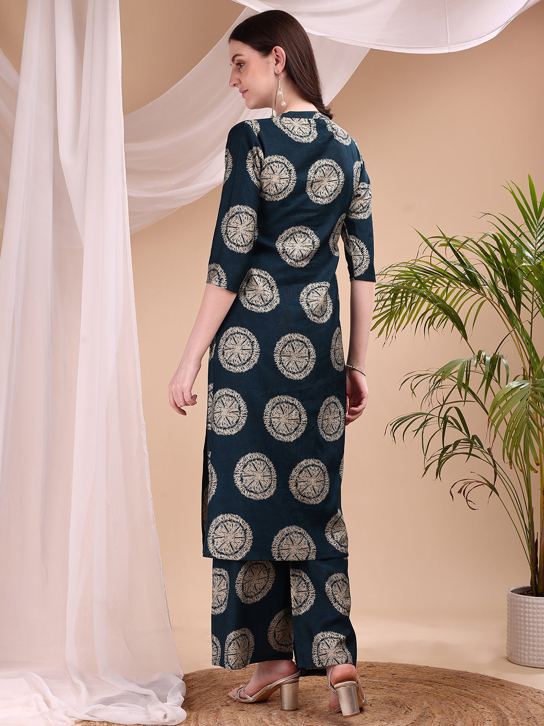 Two-piece Ethnic Motifs Printed Kurta with Palazzo