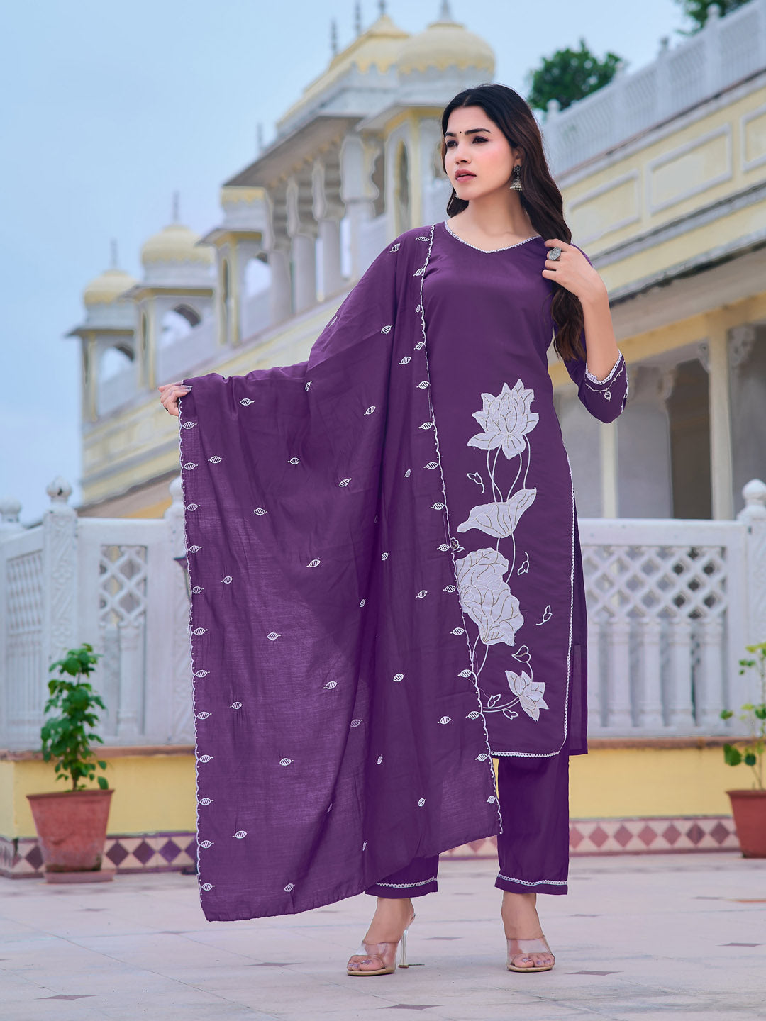 Embroidered Kurta with pant & Embroidered Dupatta