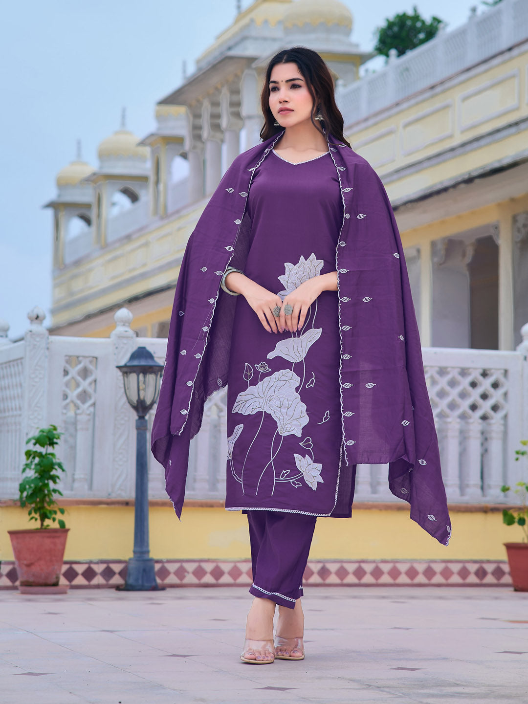 Embroidered Kurta with pant & Embroidered Dupatta