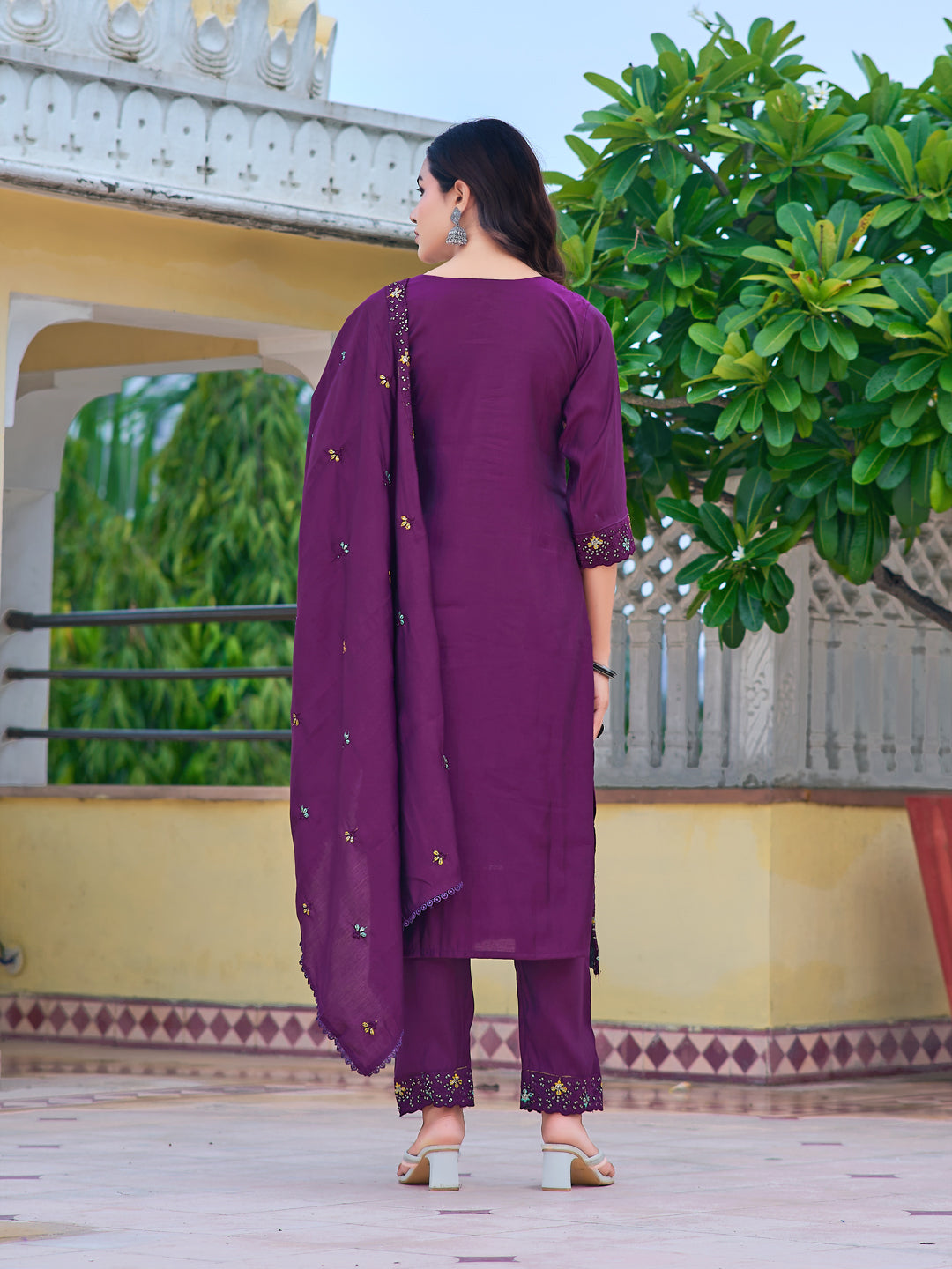 Embroidered Kurta with pant & Embroidered Dupatta