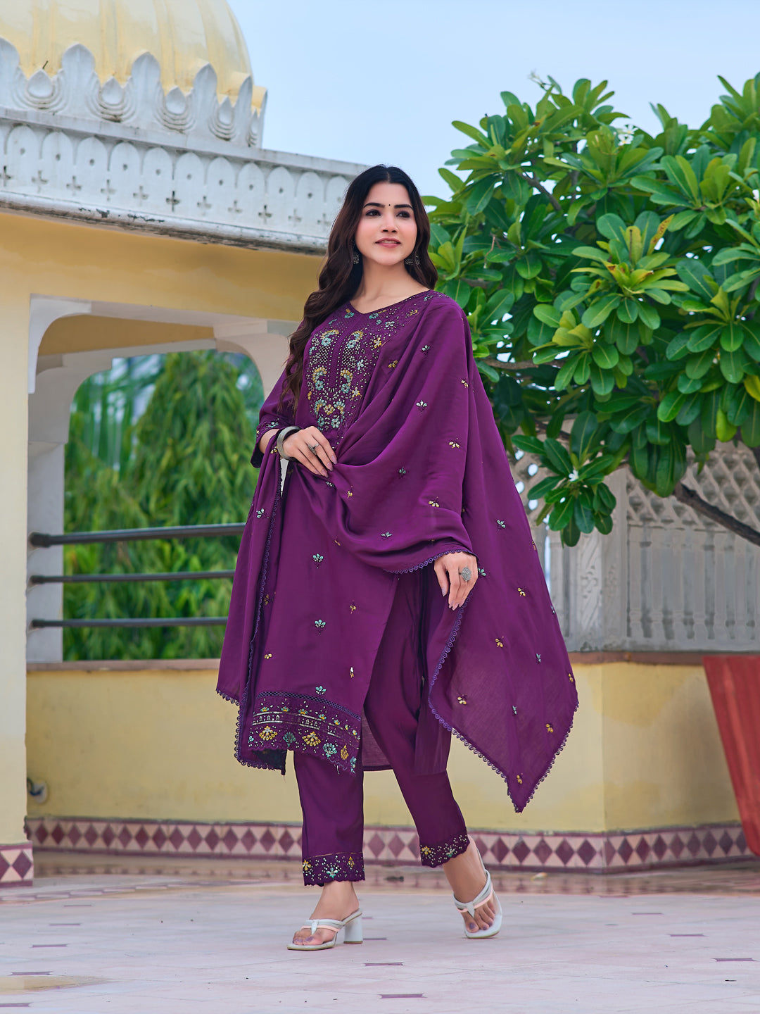 Embroidered Kurta with pant & Embroidered Dupatta